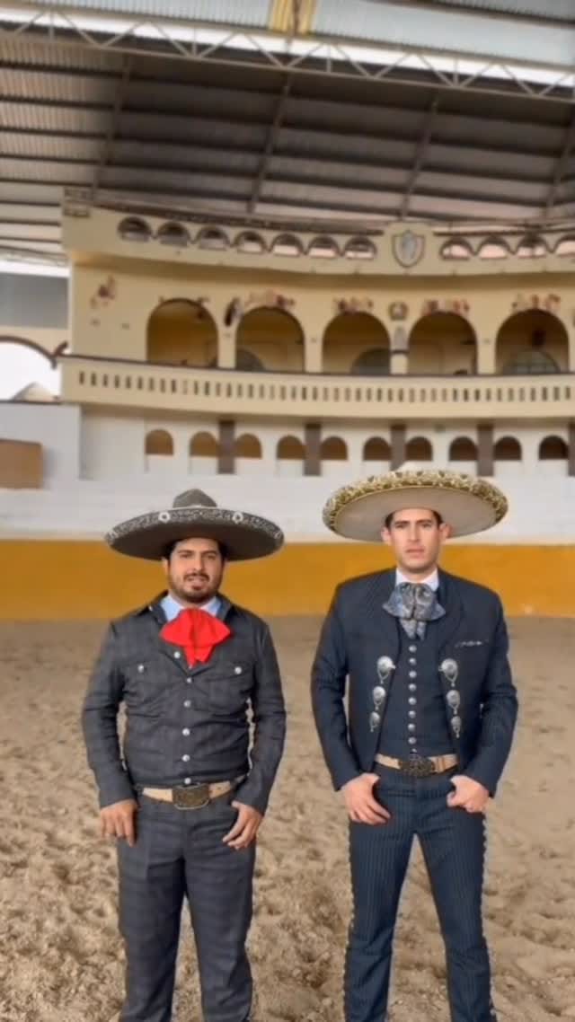 Post 7 by Vale Palacios on Instagram (video)