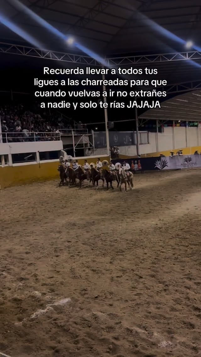 Post 4 by Vale Palacios on Instagram (video)