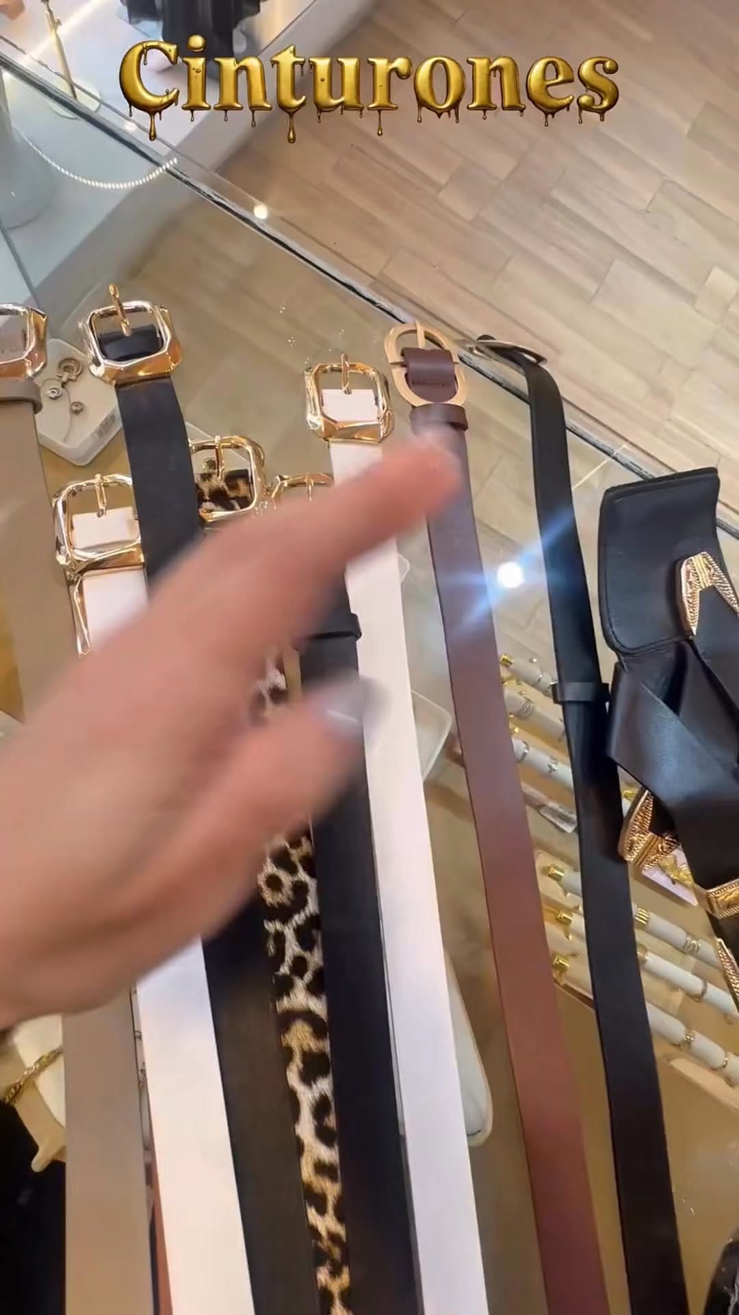 Post 6 by Mogo Moreno Gonzalez on Instagram (video)