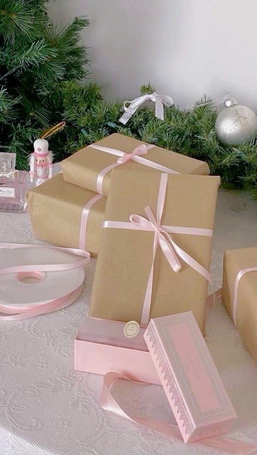 Post 4 by Daniela Gmr ⋆˚✿˖° on Instagram (video)