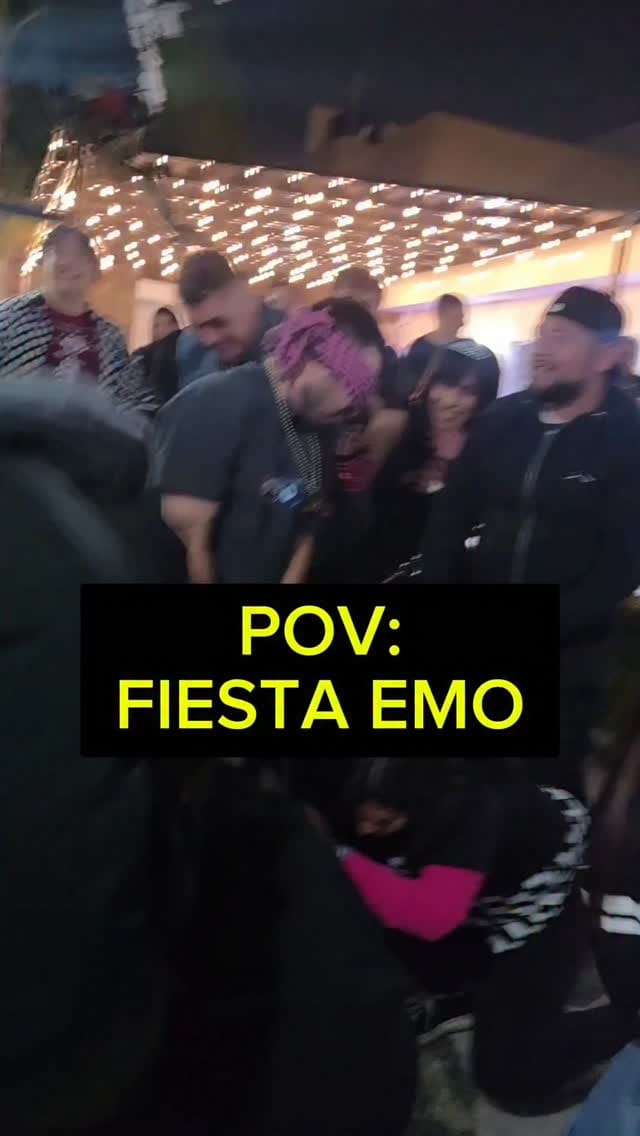 Post 7 by Dafne Cuevas on Instagram (video)