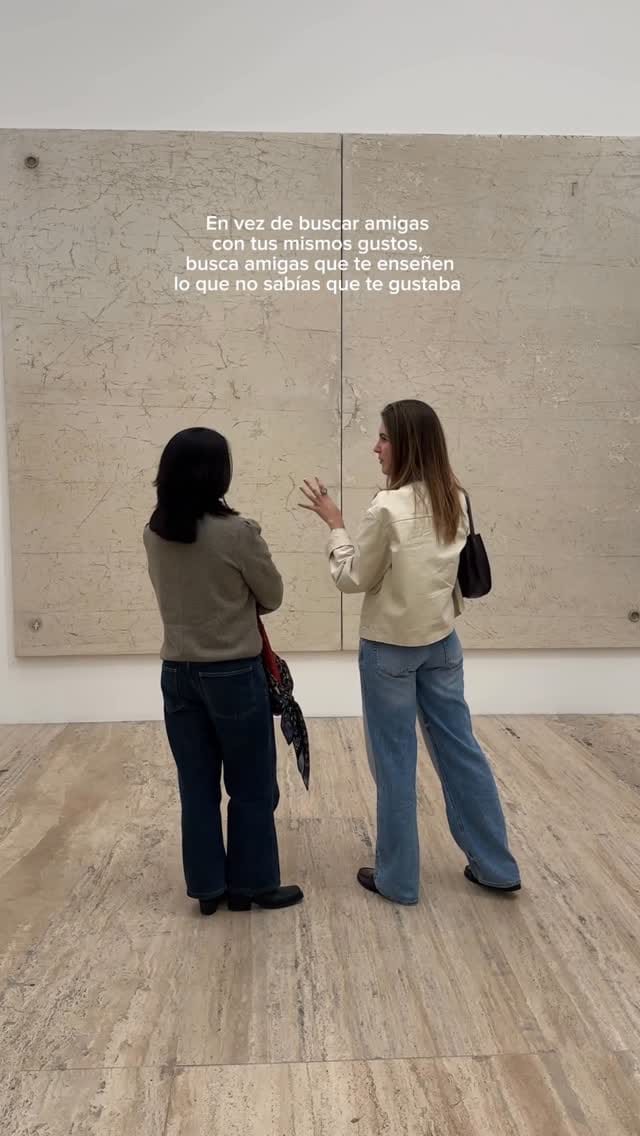 Post 6 by Ximena Zalvidea on Instagram (video)