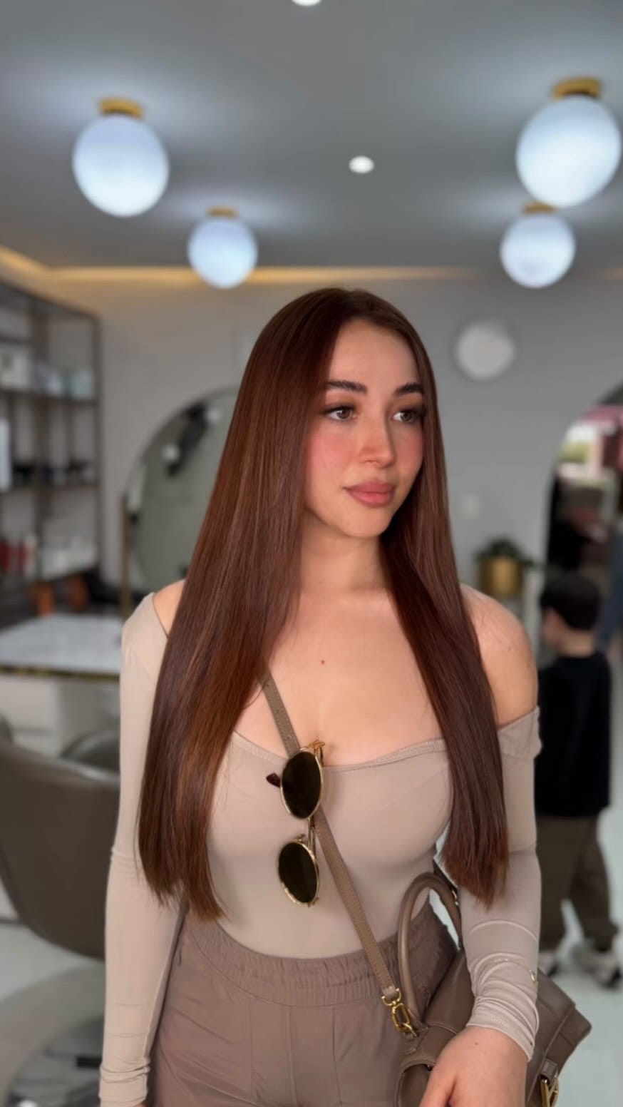 Post 7 by Extensiones de cabello natural on Instagram (video)