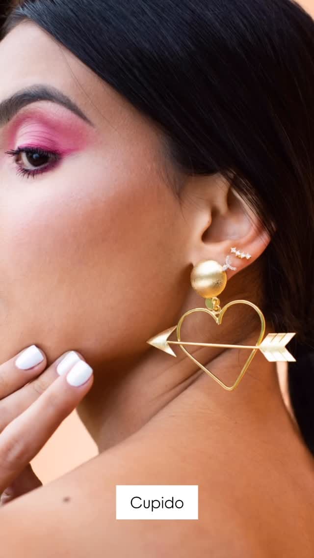 Post 2 by Teomary  Rivero  |  Jewelry 🤍 on Instagram (video)