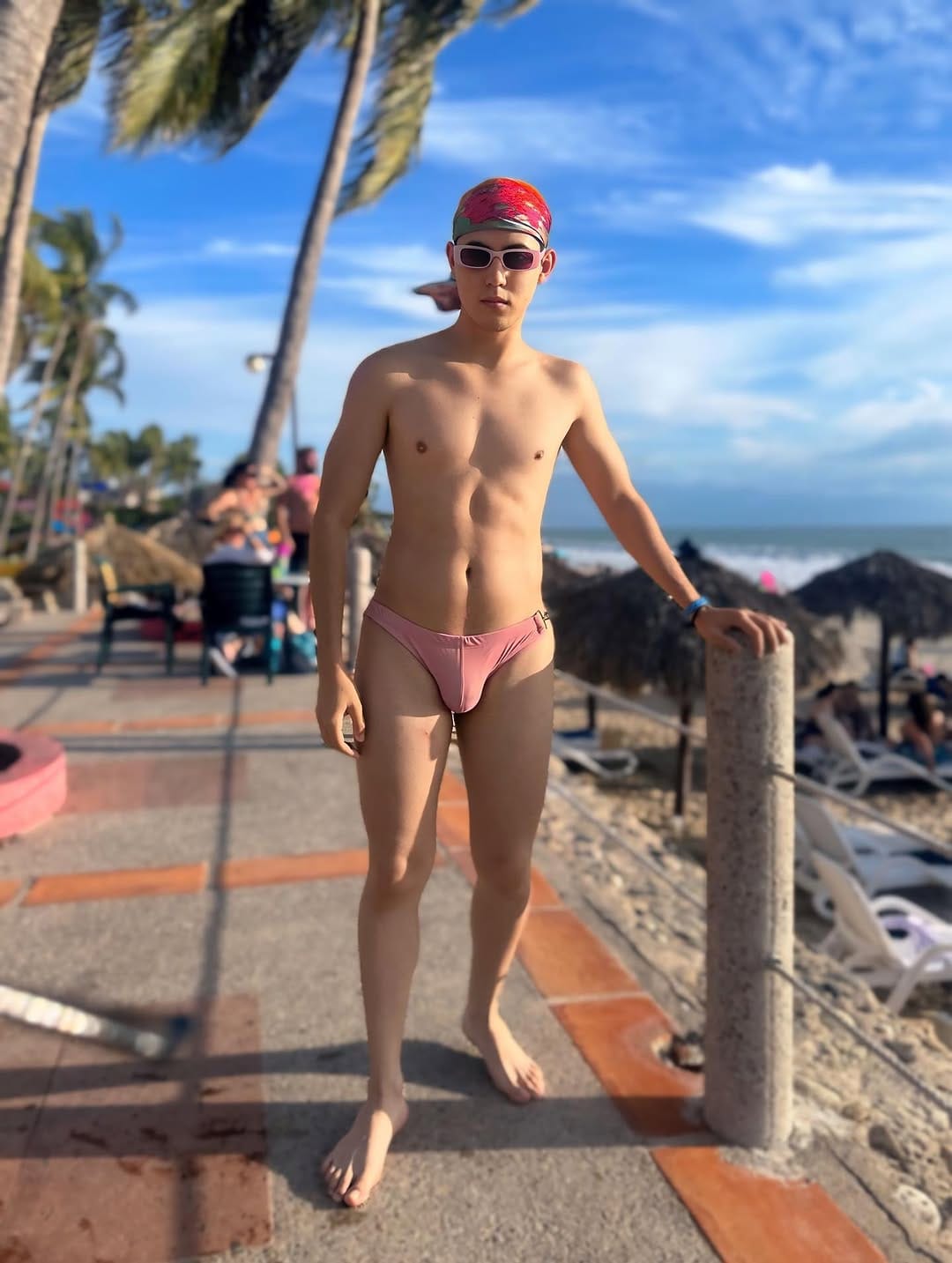 Post 7 by Luis Oscar on Instagram (carousel)