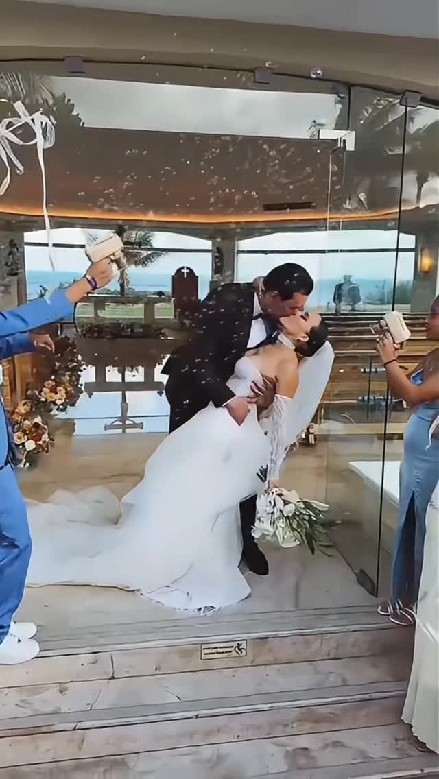 Post 1 by Cancun Photographers on Instagram (video)
