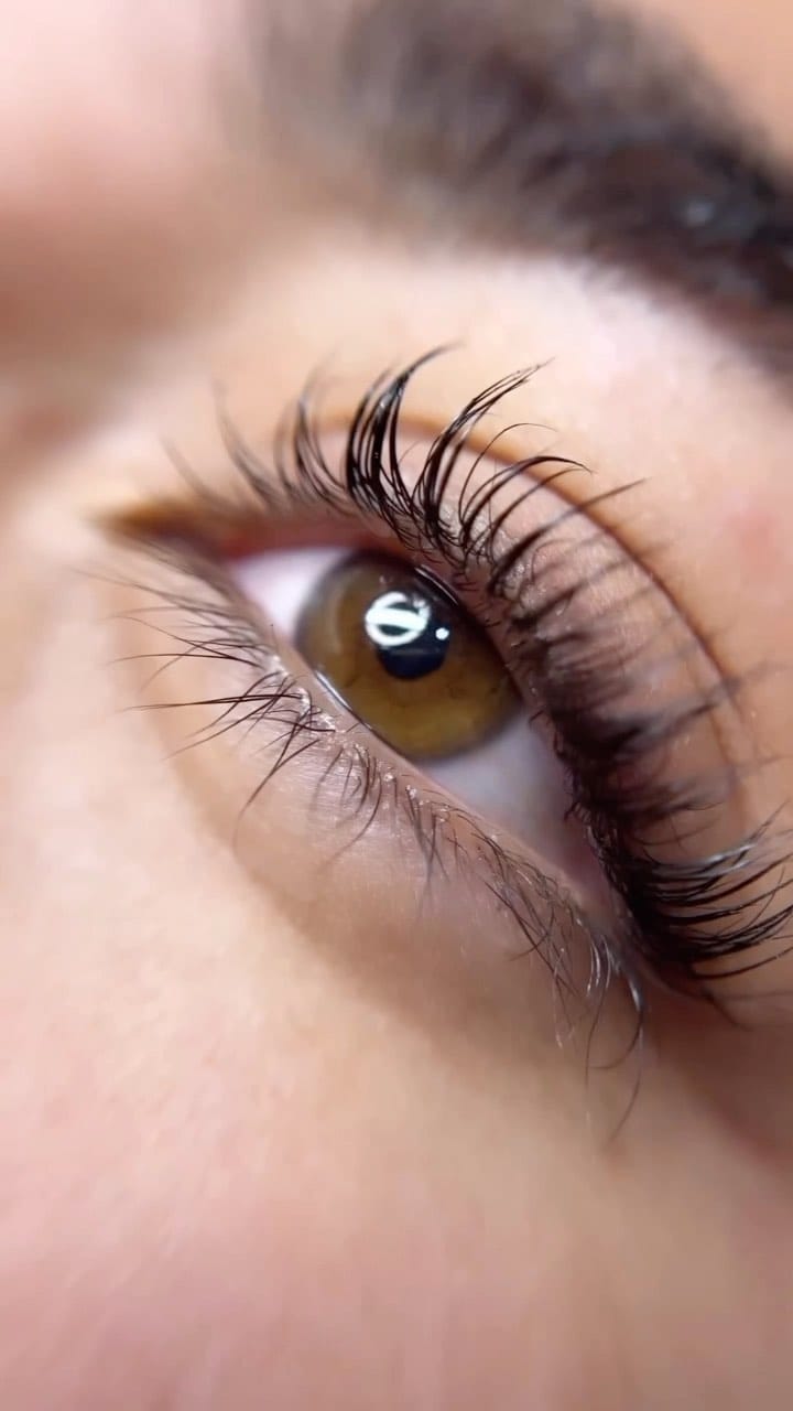 Post 9 by Microblading Alexa Divine ✨ on Instagram (video)