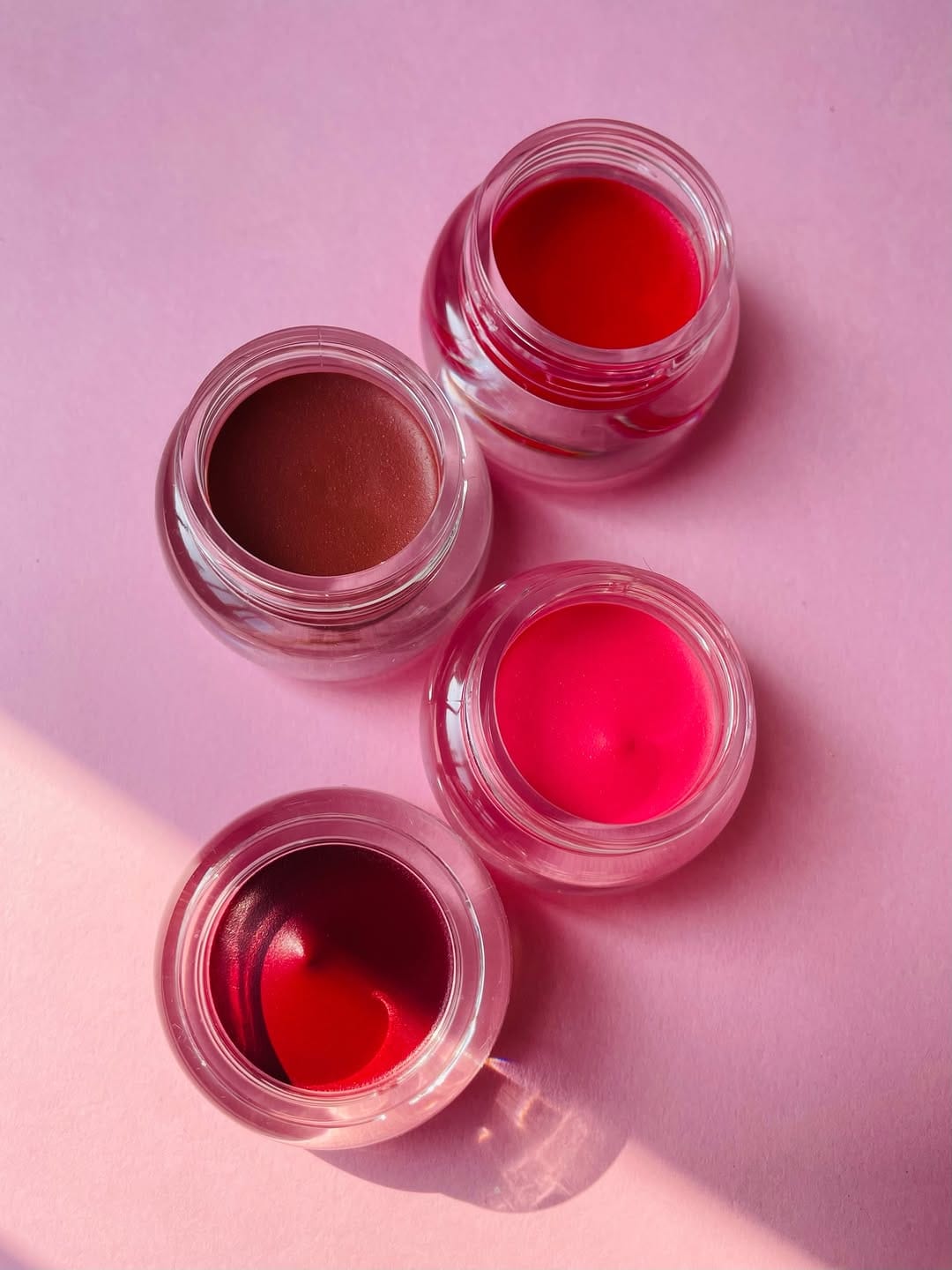 Post 1 by PINK 21 COSMETICS MX on Instagram (carousel)