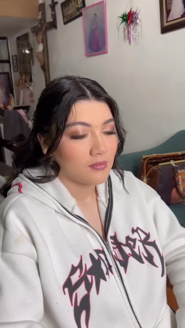 Post 2 by Argelia Montero on Instagram (video)