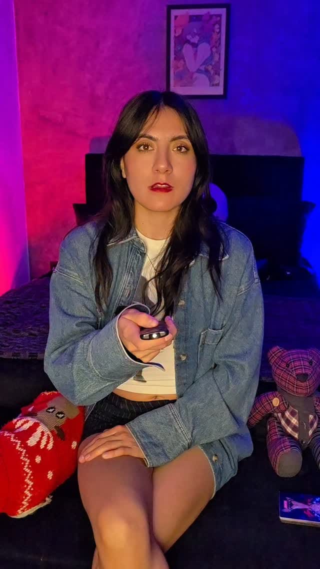 Post 7 by 𝐊𝐚𝐫𝐞𝐧 𝐑𝐨 on Instagram (video)