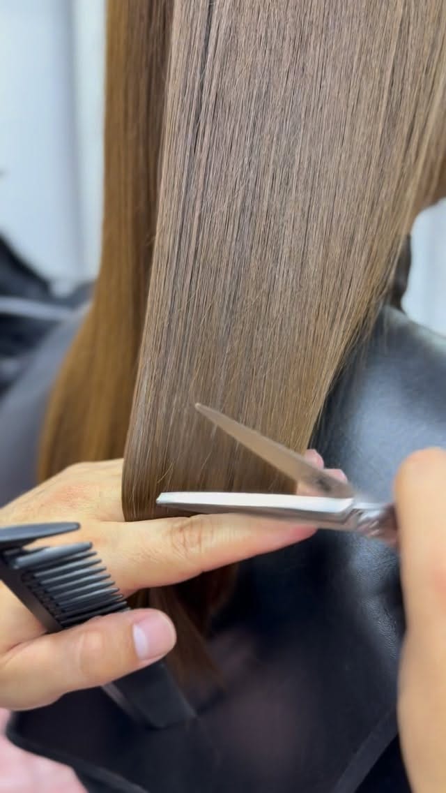 Post 1 by Scissor's Salon on Instagram (video)