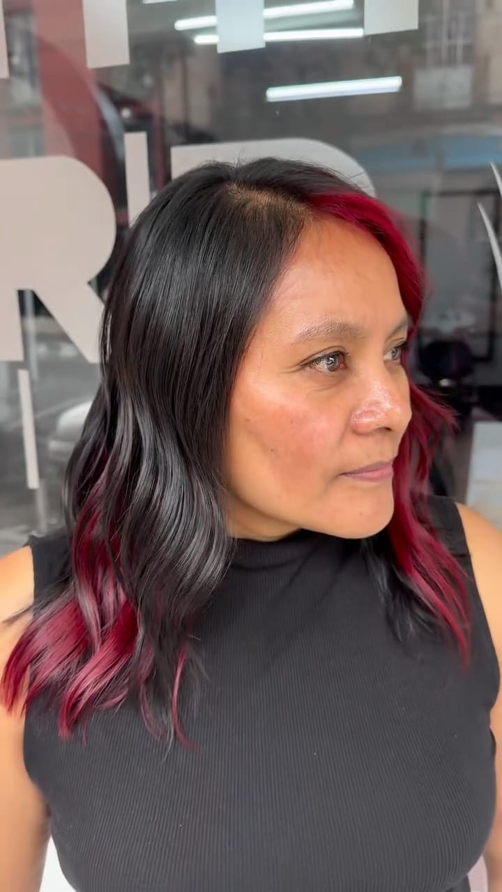 Post 10 by Scissor's Salon on Instagram (video)