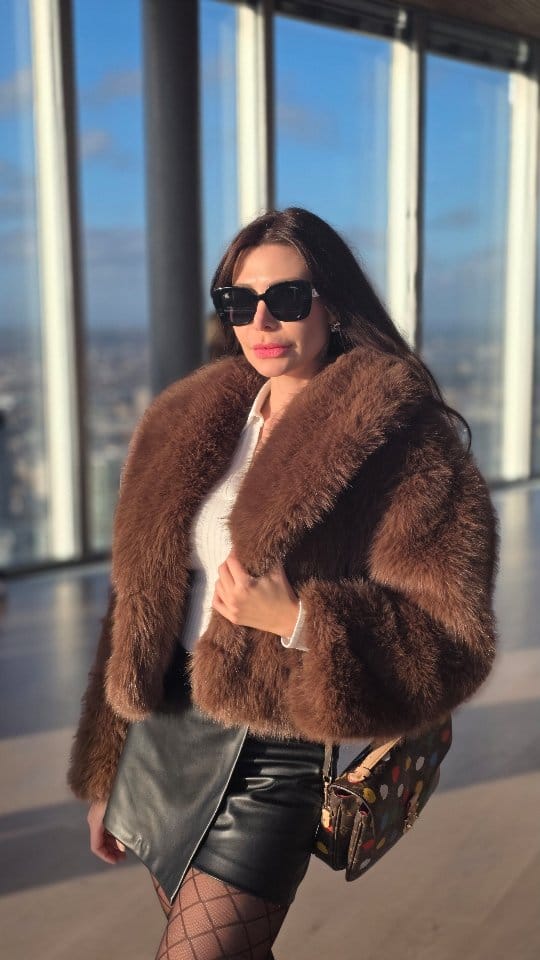Post 7 by Ana on Instagram (video)