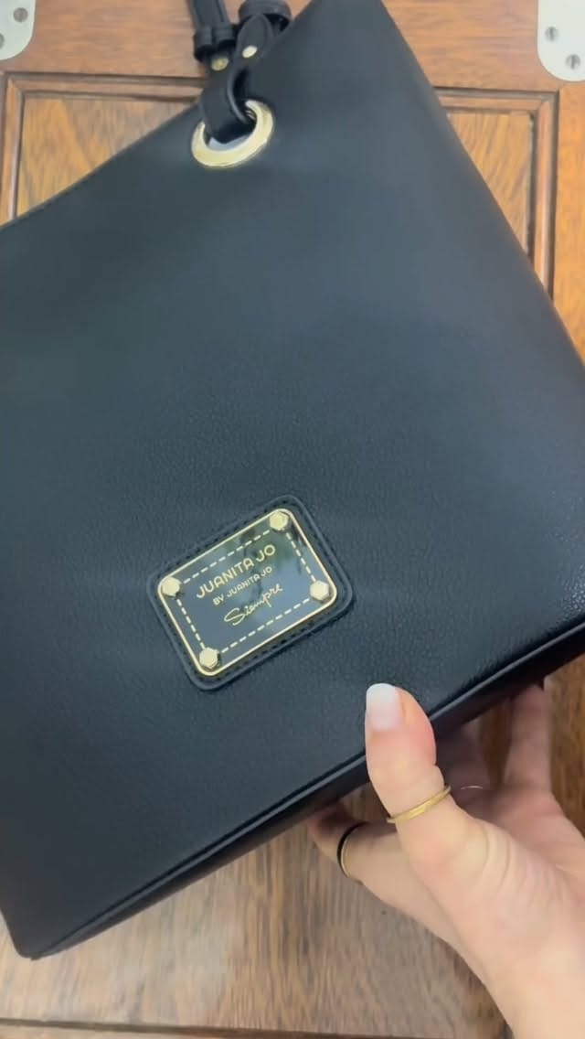Post 1 by ɢᴀʀᴏɴᴀ - ᴄᴏɴsᴜʟᴛᴏʀɪᴏs on Instagram (video)