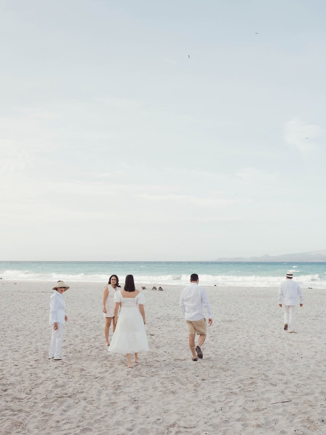 Post 1 by DNI- Daniela Novelo I on Instagram (carousel)