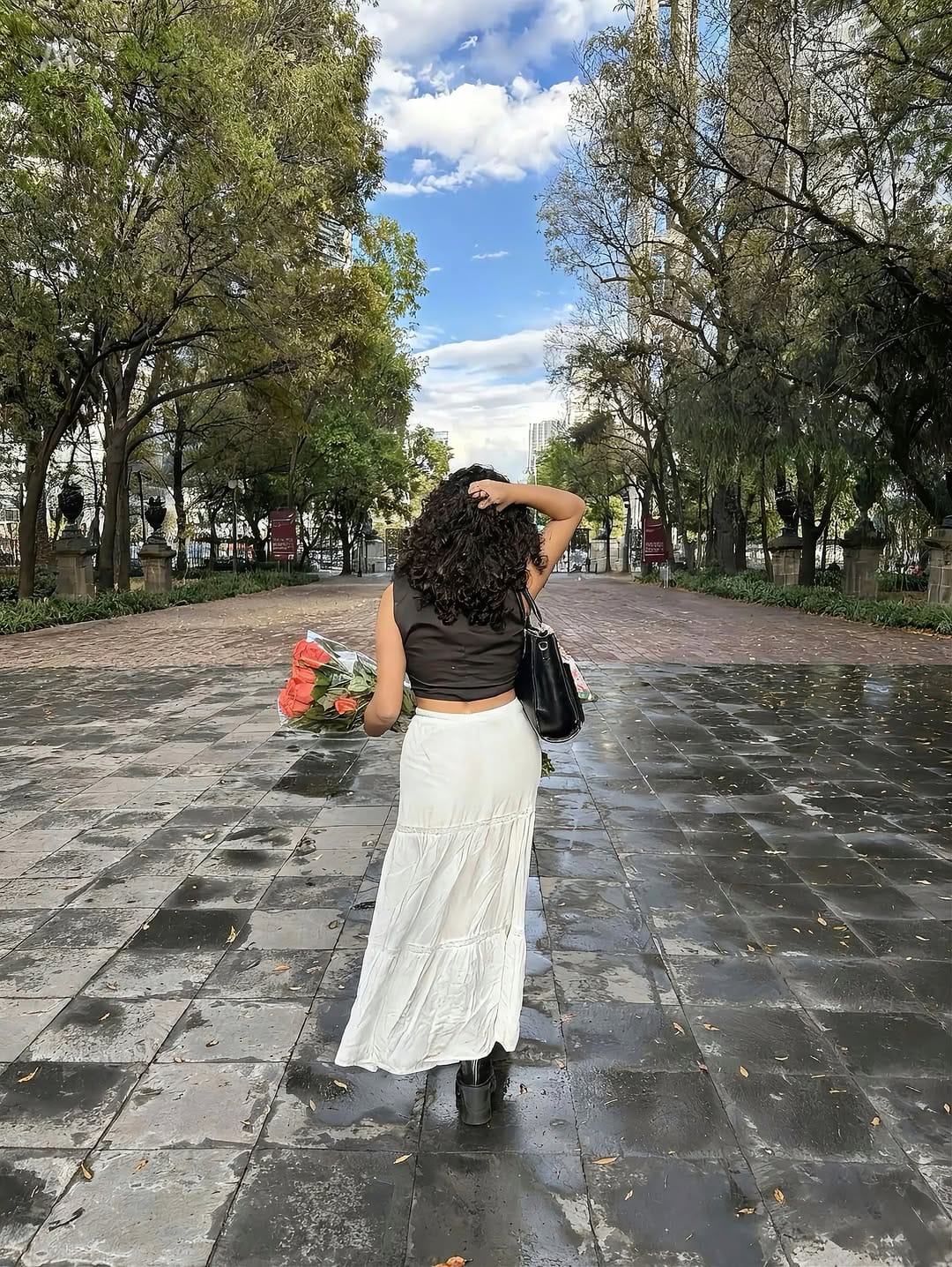 Post 2 by 𝙿𝚊𝚞𝚕𝚎𝚝𝚝𝚎 𝙺𝚛𝚎𝚞𝚣 on Instagram (carousel)