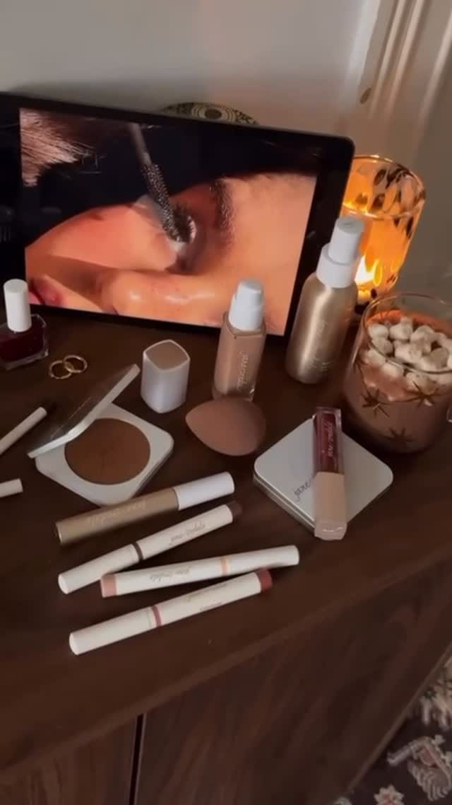 Post 7 by Jane Iredale México on Instagram (video)