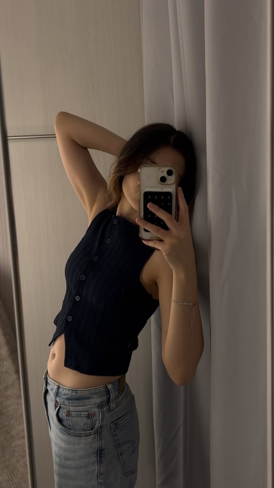 Post 4 by Ana Ceceña on Instagram (video)