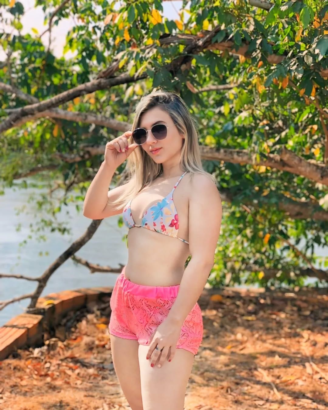 Post 2 by Rithiely Alves 🦋✨ on Instagram (carousel)