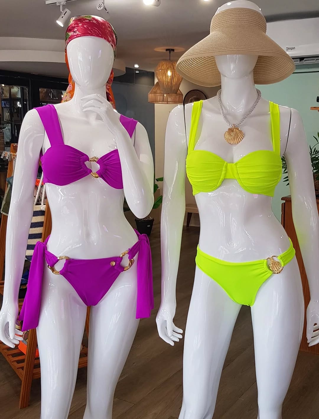 Post 7 by Venezuela | Trajes de Baño | Bikinis on Instagram (carousel)