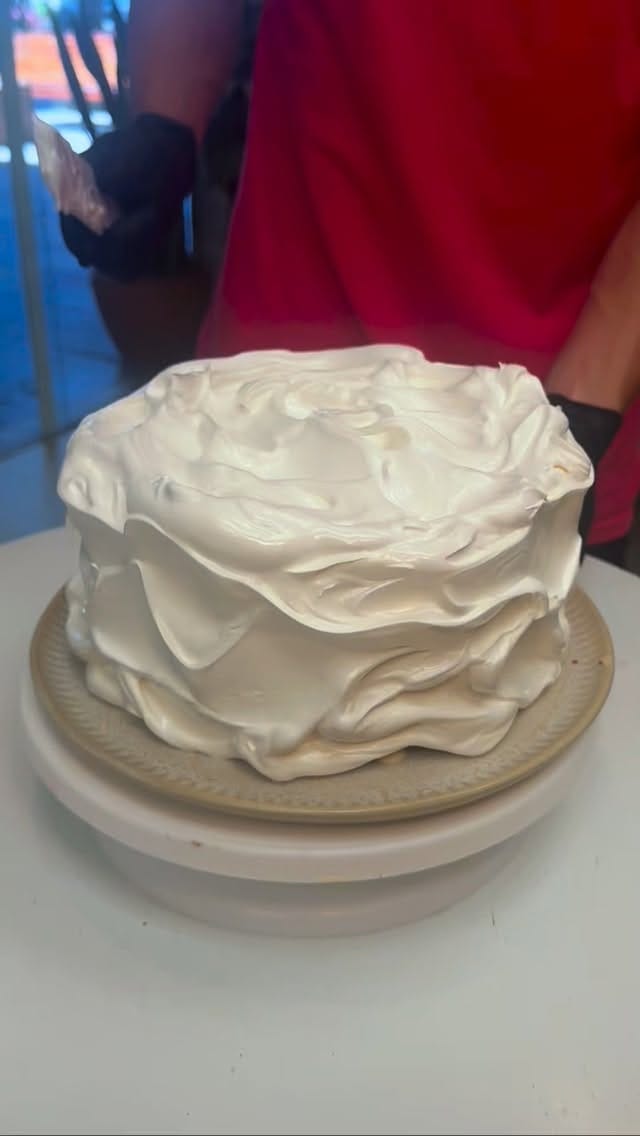 Post 5 by FairyLand Bakery® on Instagram (video)