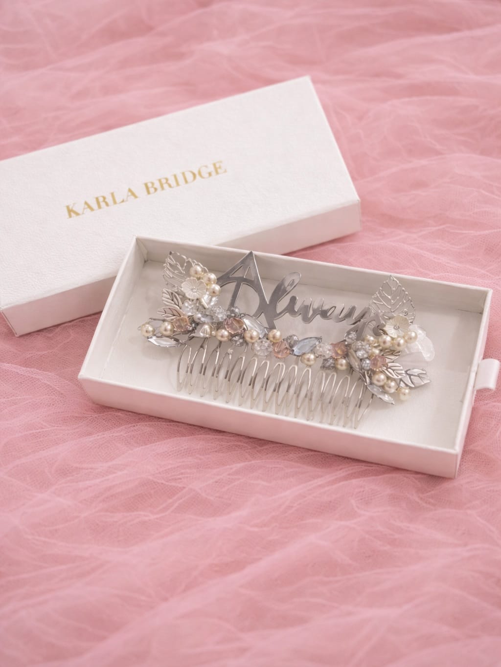 Post 3 by Karla Bridge | Accesorios Personalizados on Instagram (carousel)