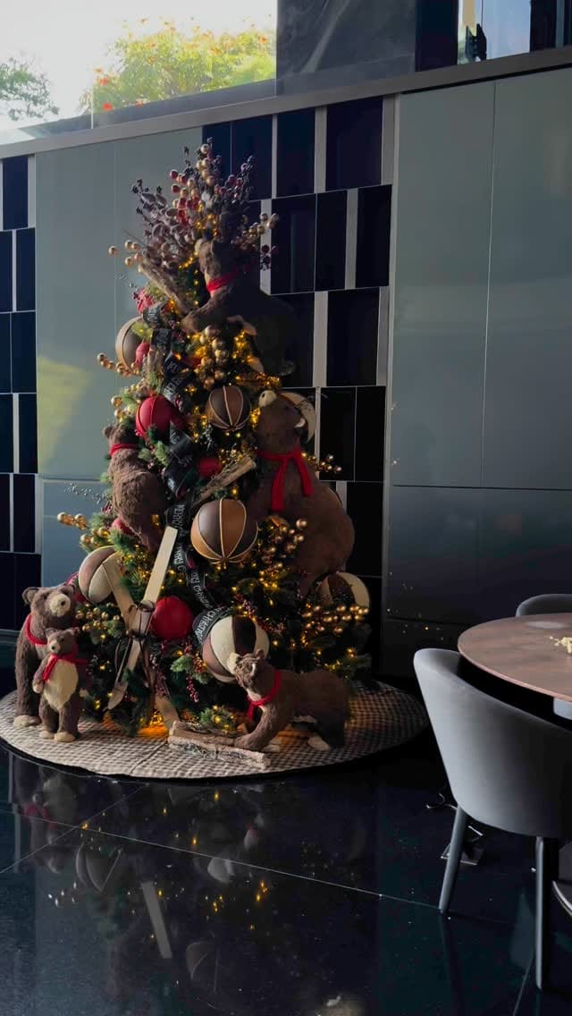 Post 10 by Casa marcela | decoración navidad on Instagram (video)