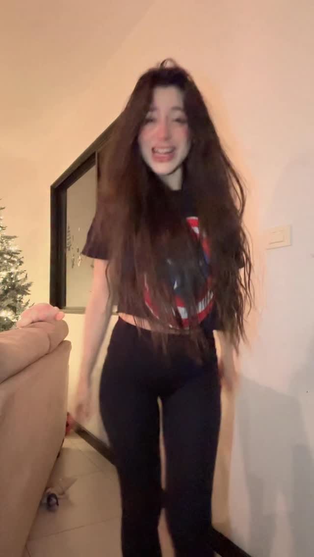Post 8 by Nelly Arciga on Instagram (video)