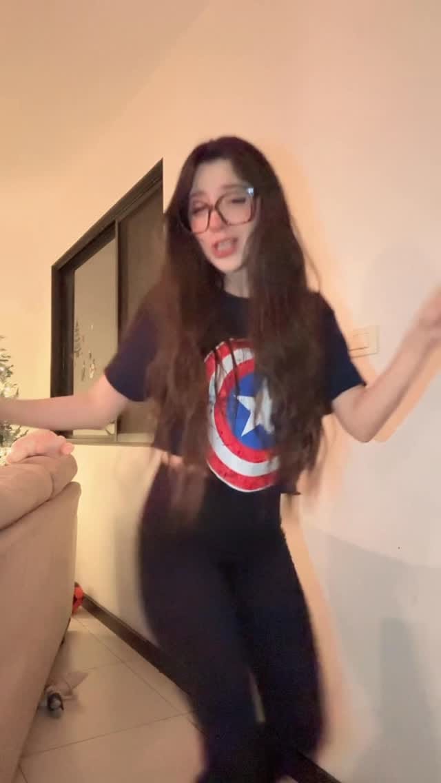 Post 9 by Nelly Arciga on Instagram (video)
