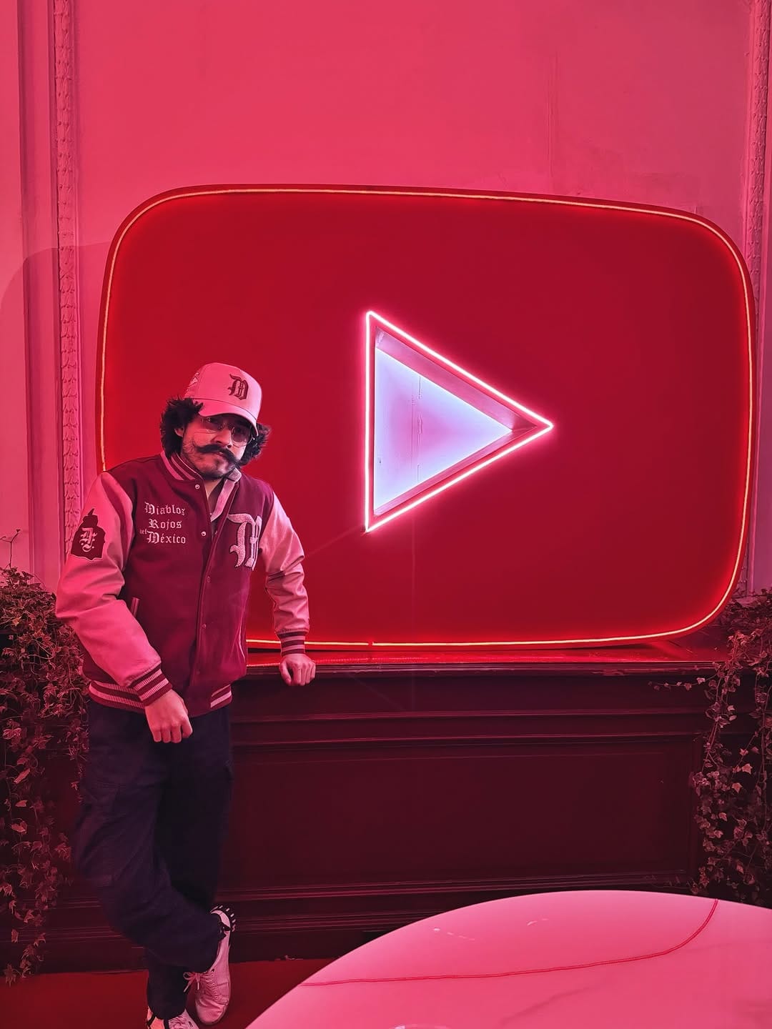 Post 1 by El Tío Bigotes Gaming on Instagram (carousel)