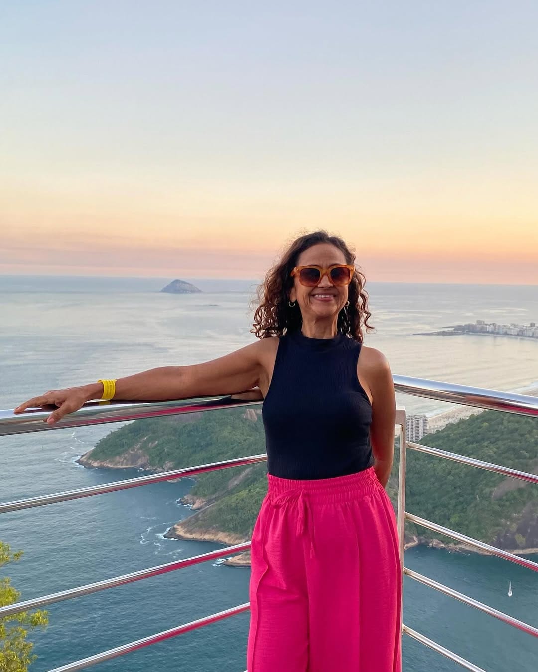Post 5 by Vitoria Morais 🐆 on Instagram (carousel)