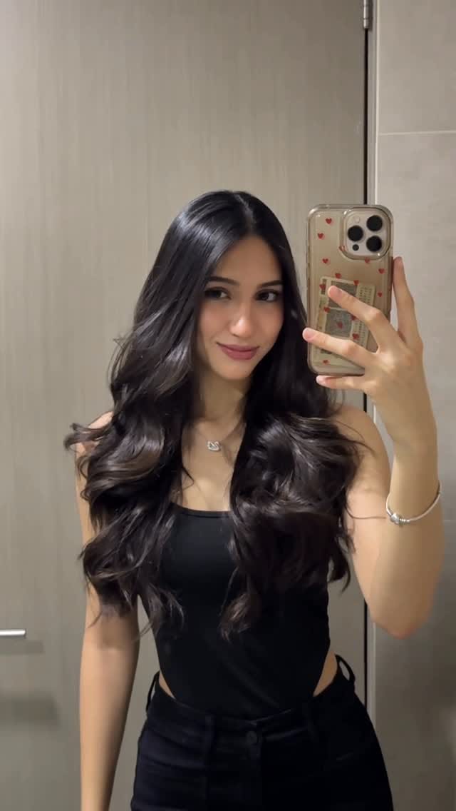 Post 5 by 𝒜𝓁ℯ on Instagram (video)