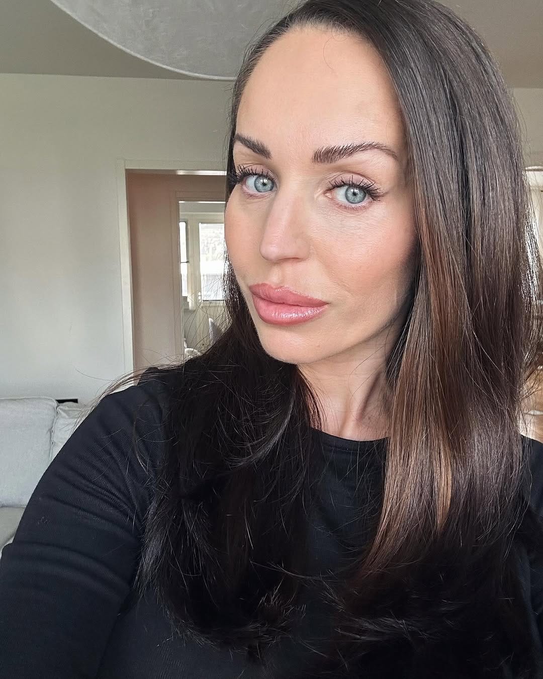 Post 1 by Beauty|Mama Style on Instagram (carousel)