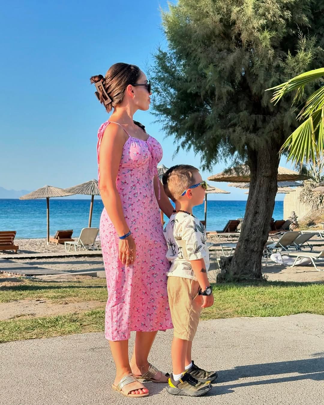 Post 5 by Beauty|Mama Style on Instagram (carousel)