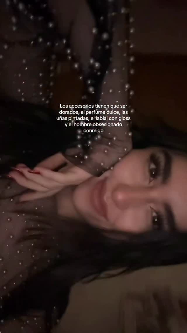 Post 2 by αииα on Instagram (video)