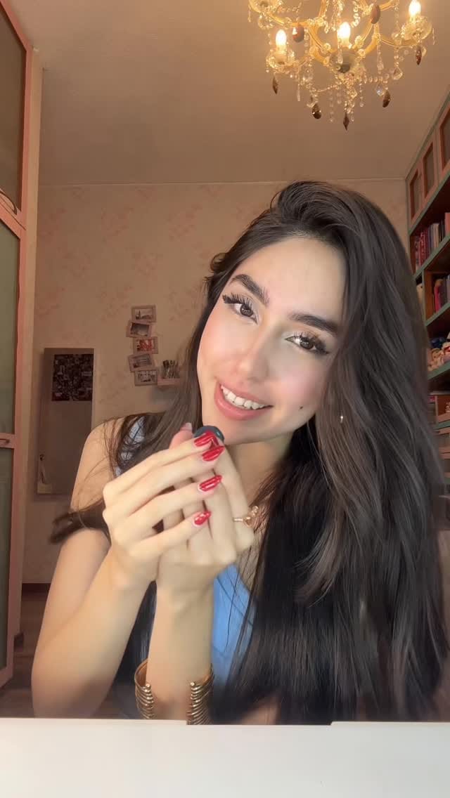 Post 7 by αииα on Instagram (video)