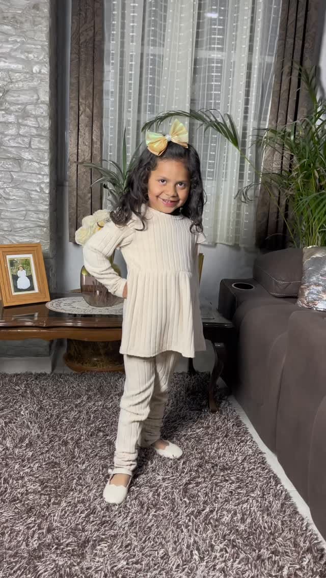 Post 8 by 🌸 Itzel Tágano 🎀 on Instagram (video)