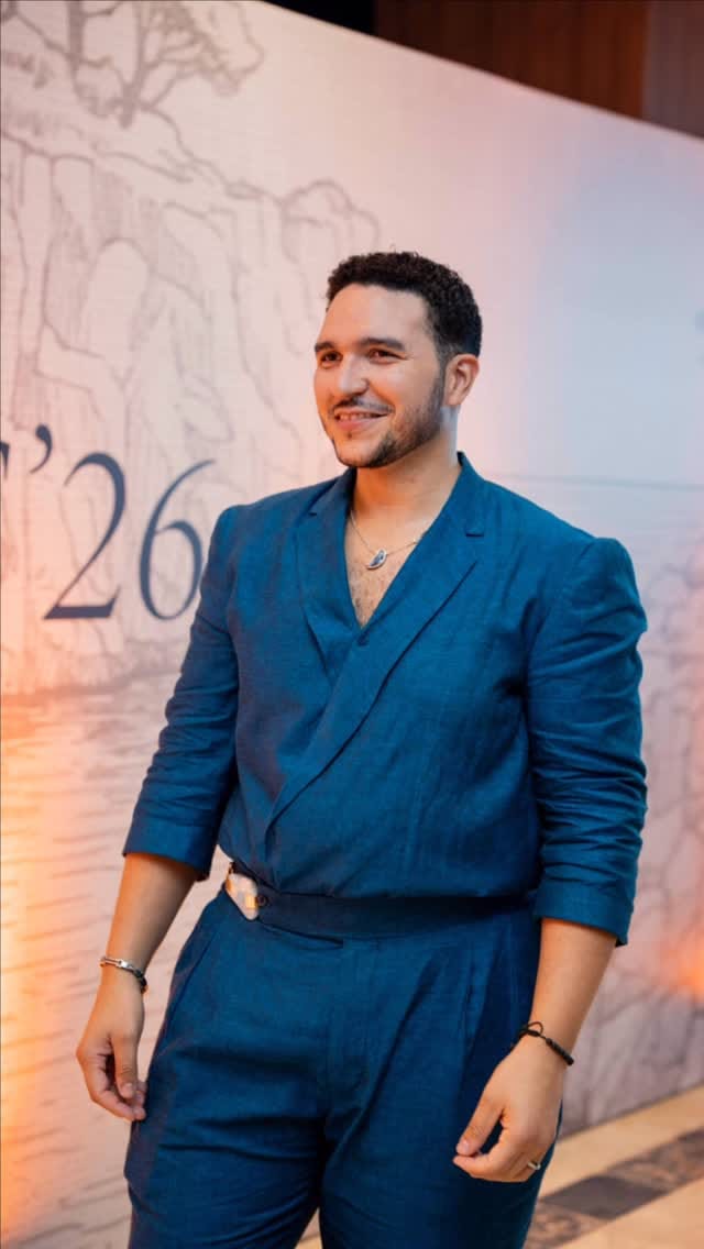 Post 10 by JC Lagares on Instagram (video)