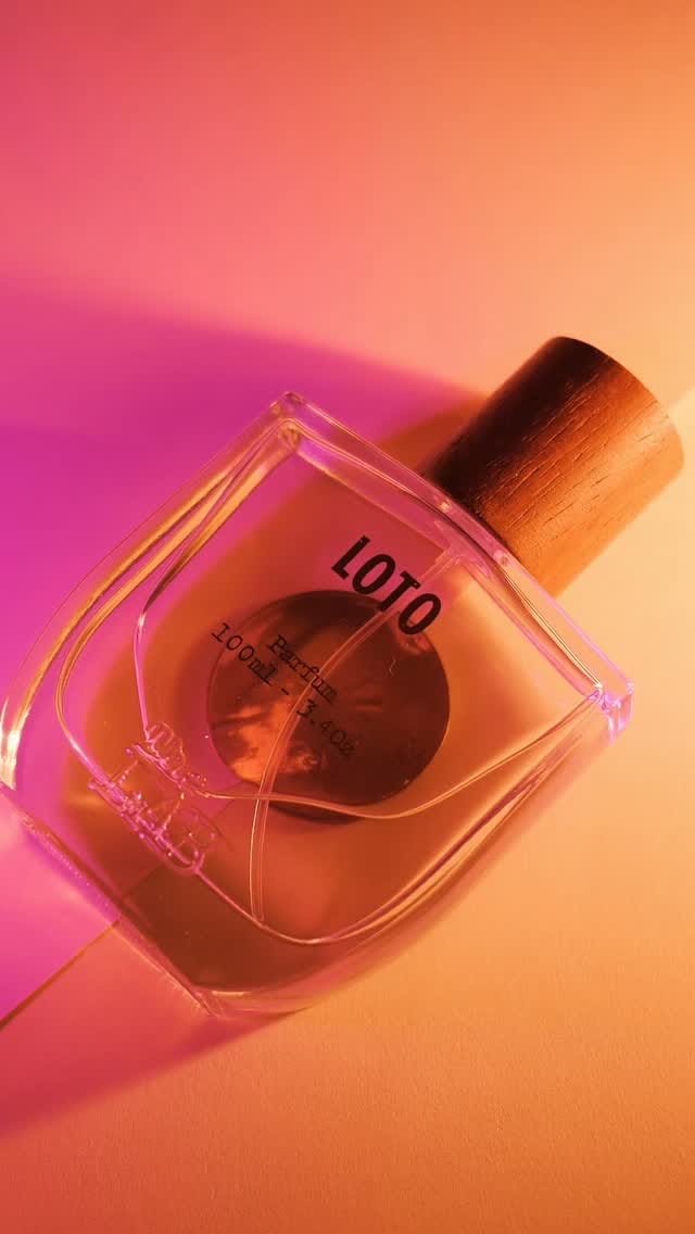 Post 2 by The LAB Perfumes Mex on Instagram (video)