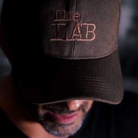 Post 10 by The LAB Perfumes Mex on Instagram (video)