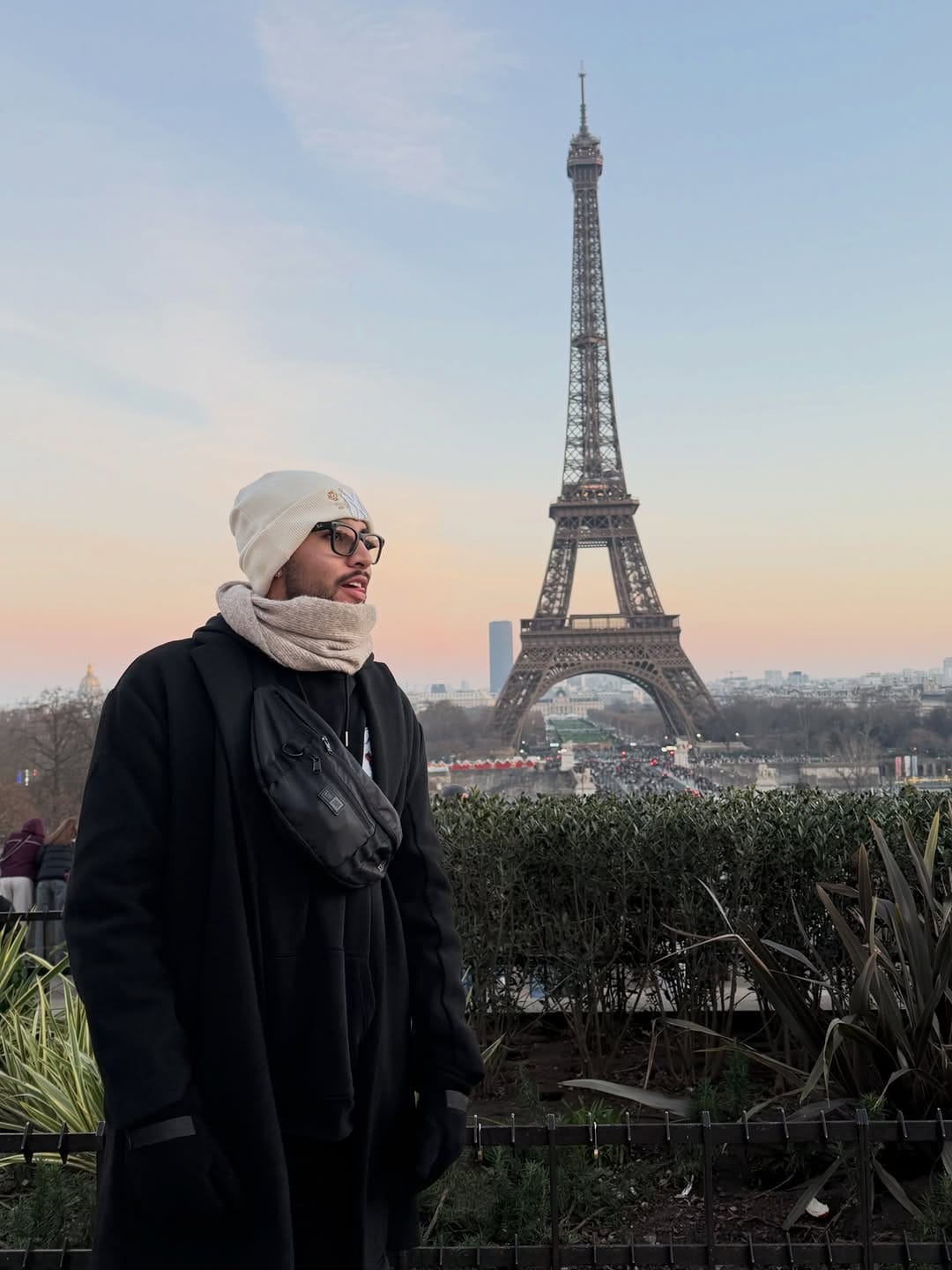 Post 8 by E D U A R D O   G A R C I A on Instagram (carousel)