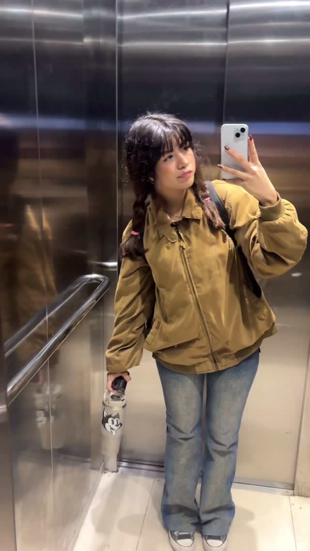 Post 5 by julia on Instagram (video)