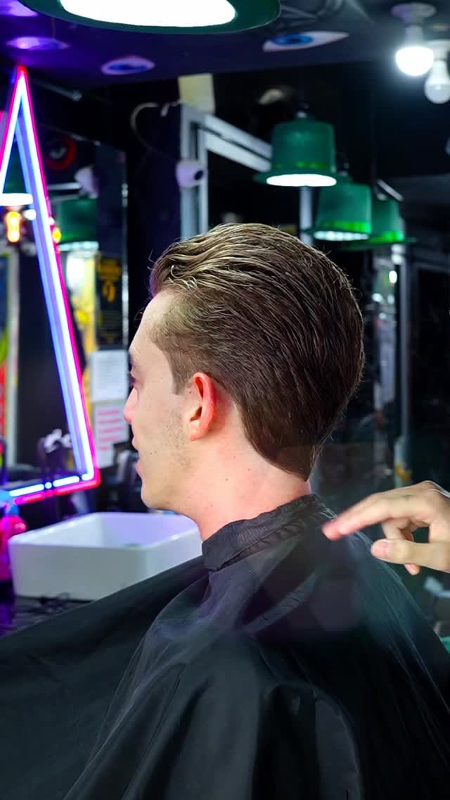 Post 2 by Dndyboy lounge hair & beard on Instagram (video)