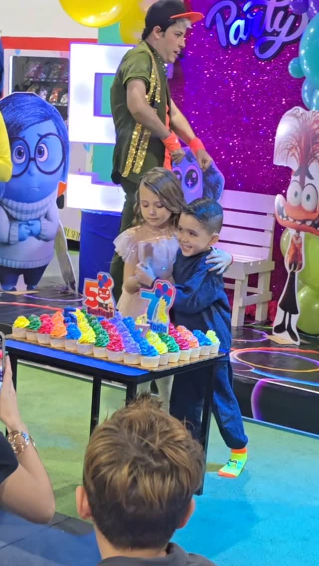 Post 9 by Melissa ✌🏼 on Instagram (video)