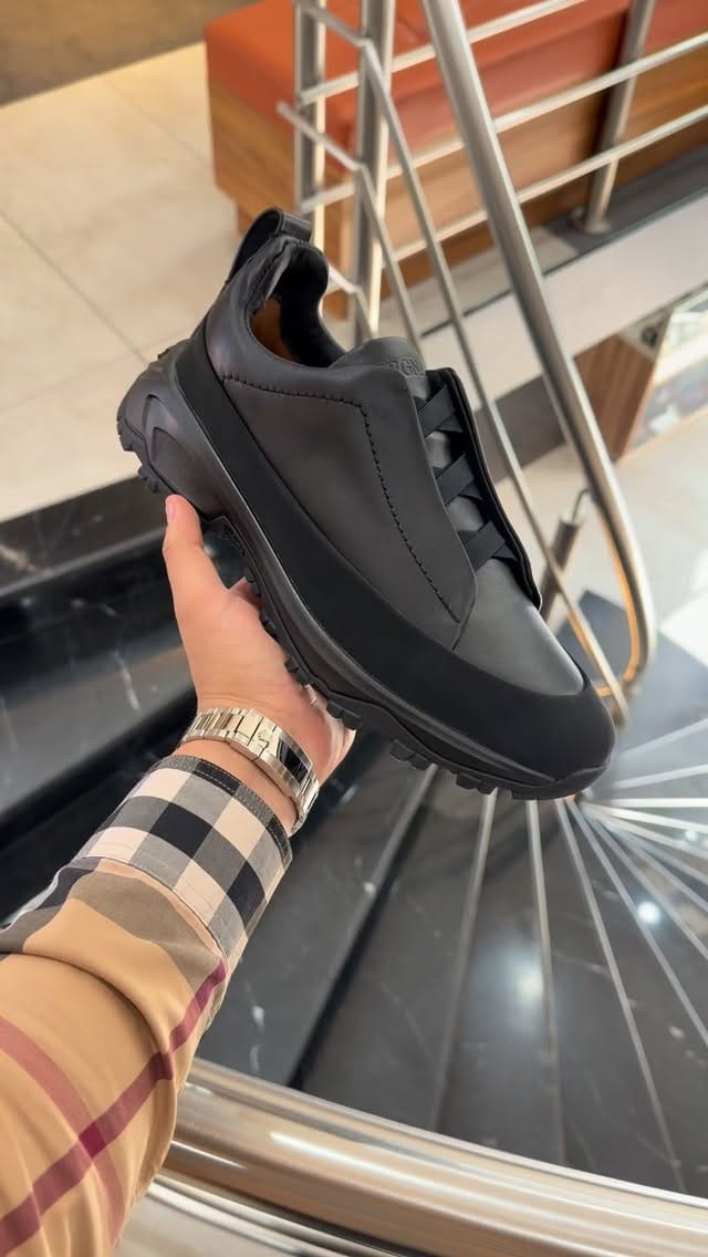 Post 2 by Luxury Store Pachuca Boutique on Instagram (video)