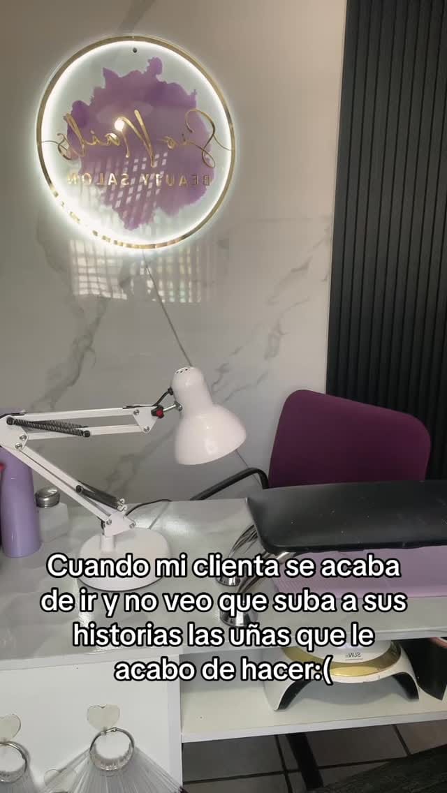 Post 9 by Sio.nailssss on Instagram (video)