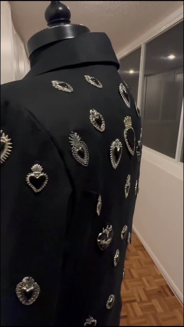 Post 6 by Alan Michael on Instagram (video)