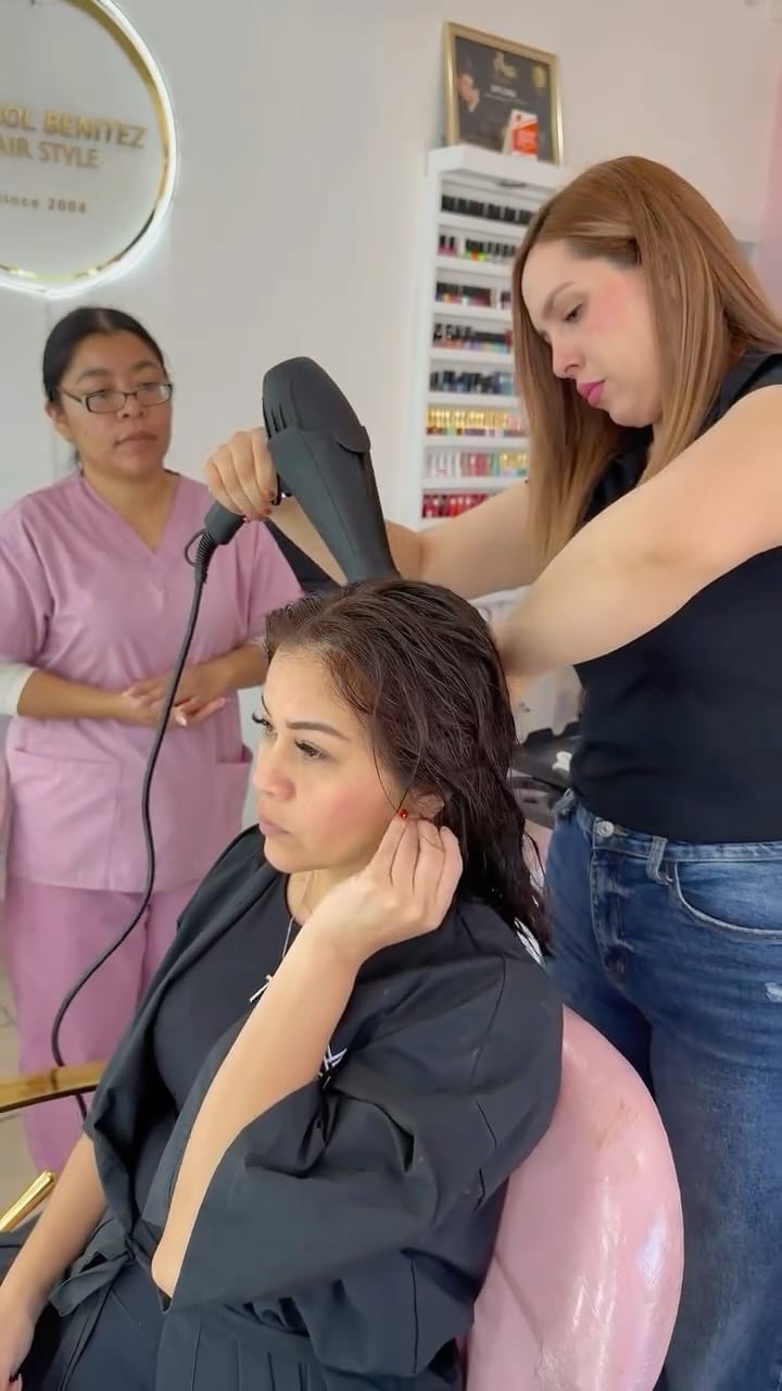 Post 9 by 𝑀𝑎𝑧𝑢 𝐵𝑒𝑎𝑢𝑡𝑦 𝑆𝑡𝑢𝑑𝑖𝑜🪄 on Instagram (video)