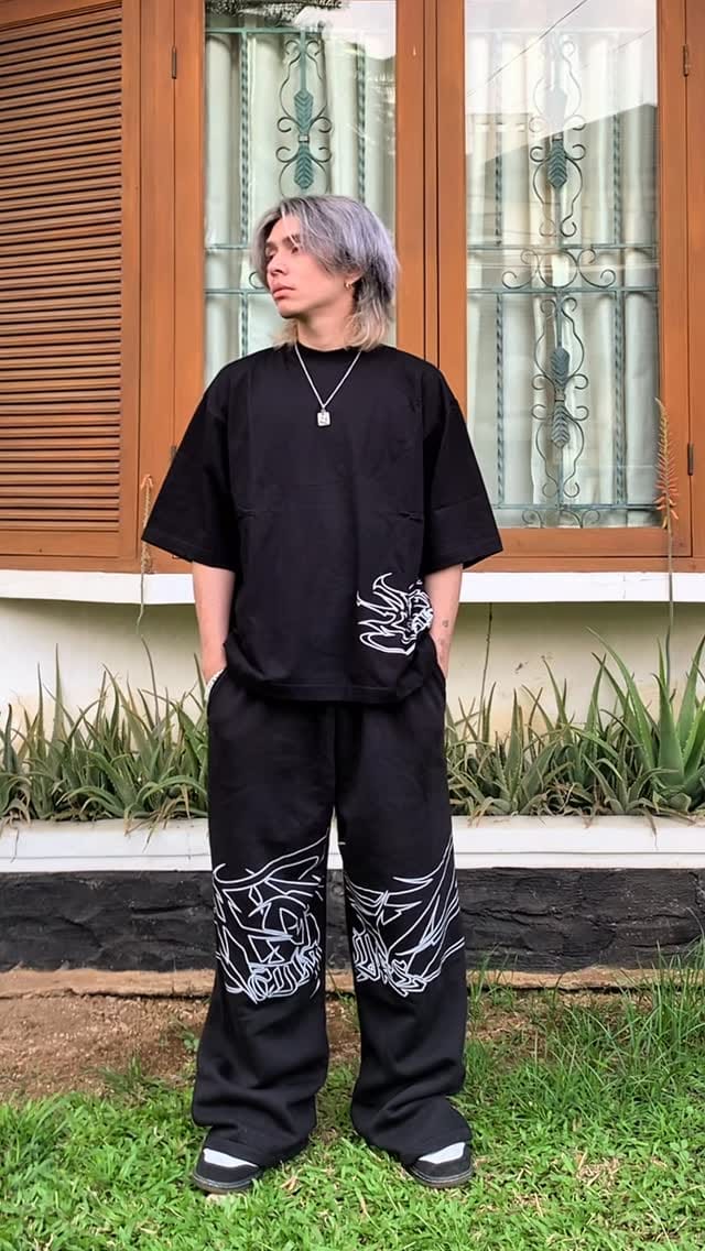Post 4 by LOVE.PAIN.LUST on Instagram (video)