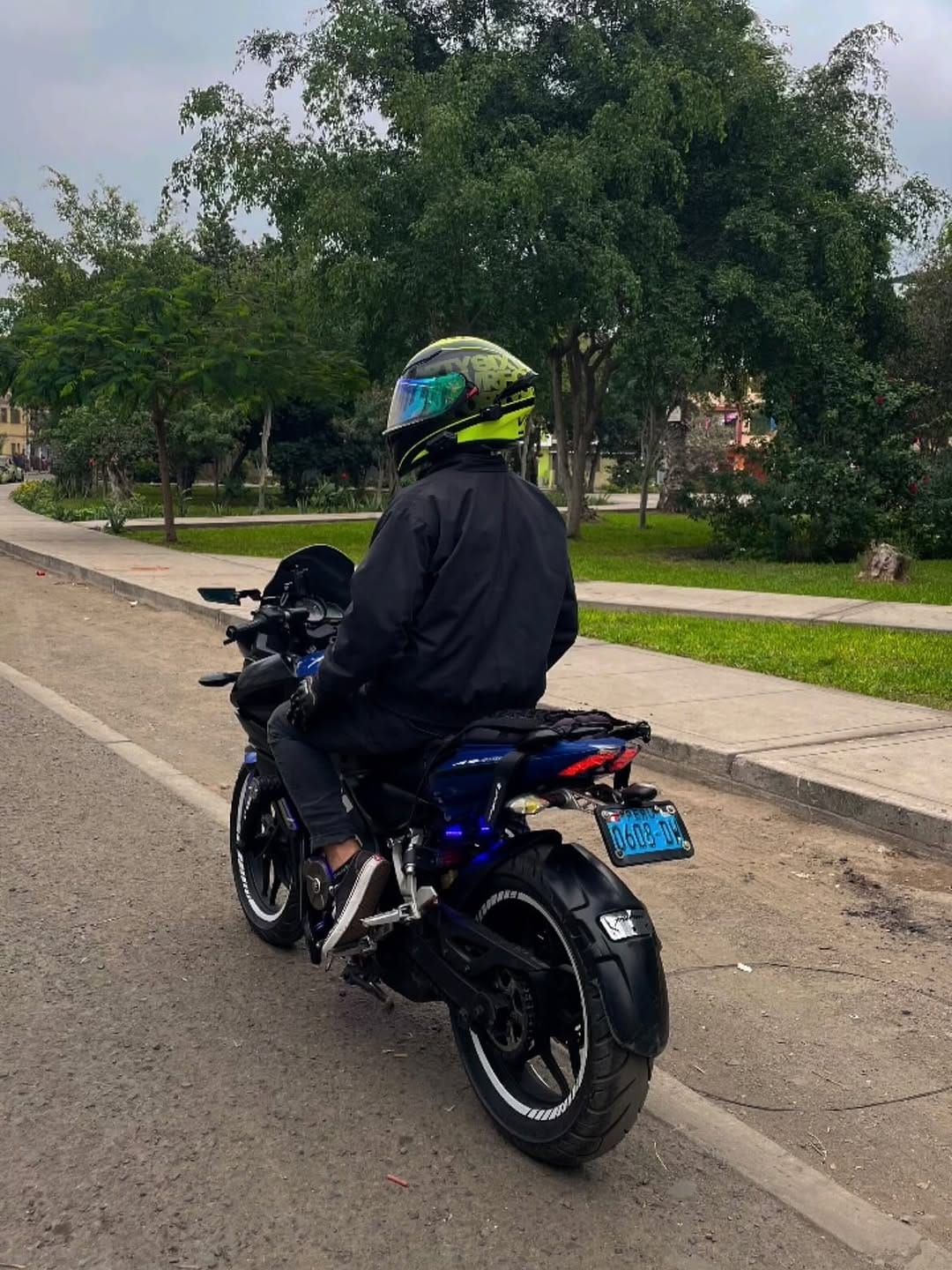 Post 1 by YISUS BIKER on Instagram (carousel)
